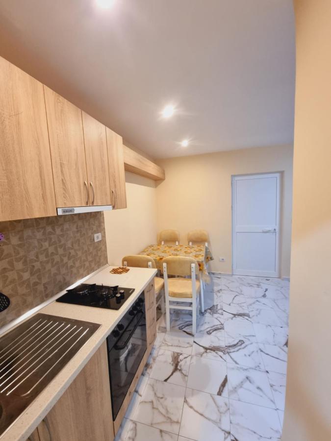 Rental House Tale Luaran gambar